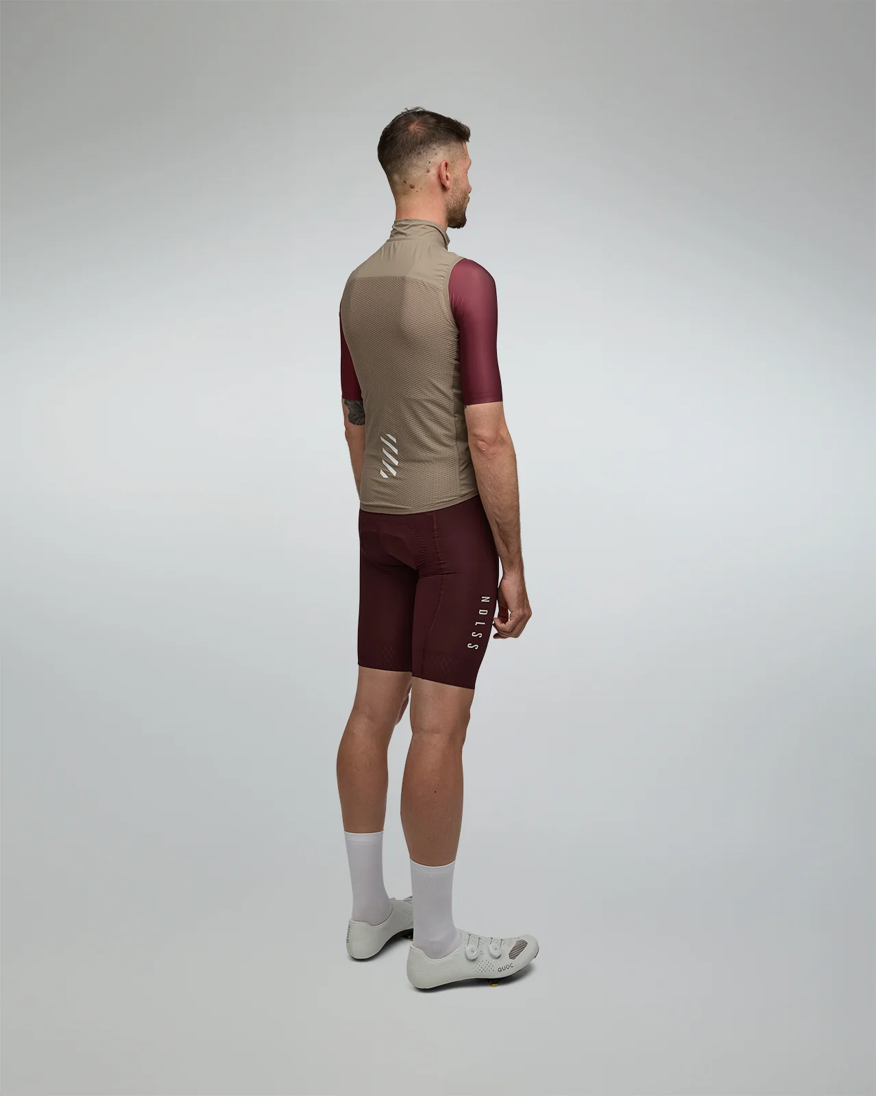 Fast™ Light Gilet - Desert - Image 4