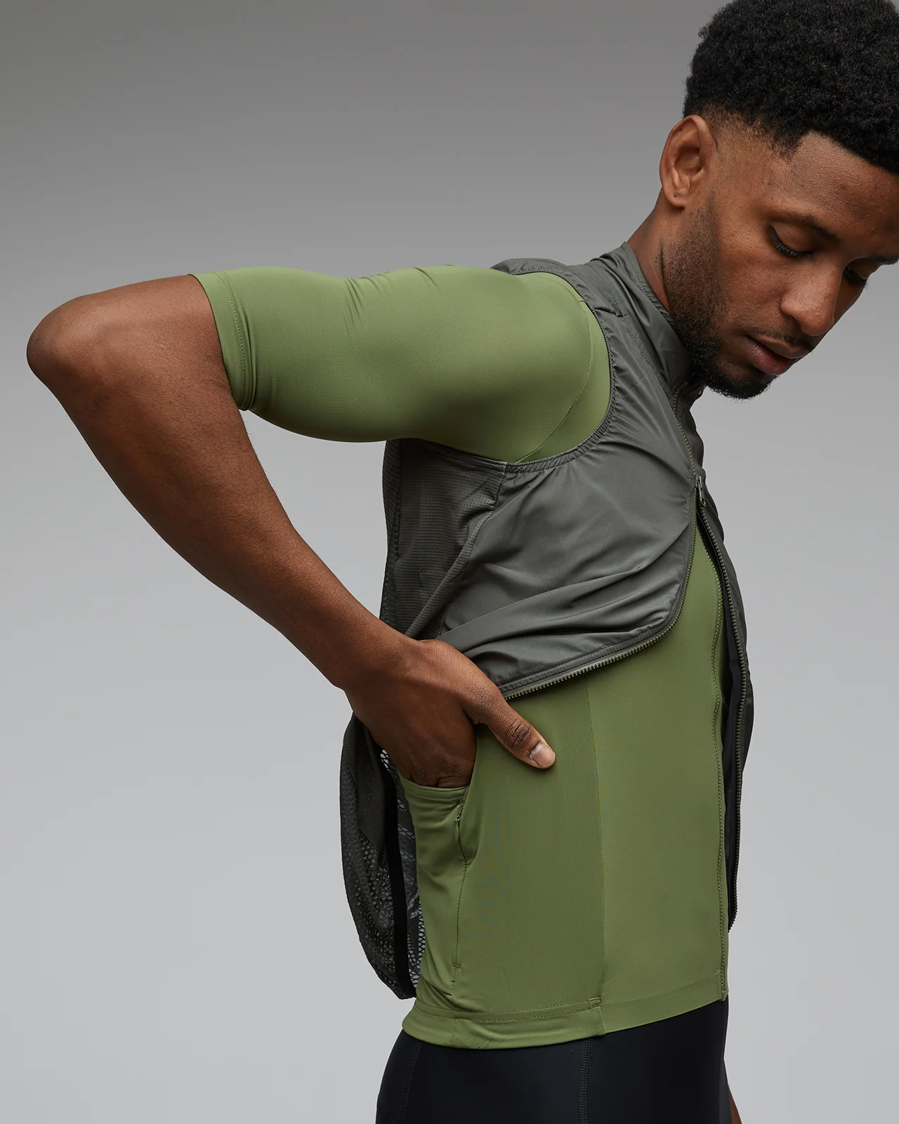 Light Gilet - Dark Olive - Image 7